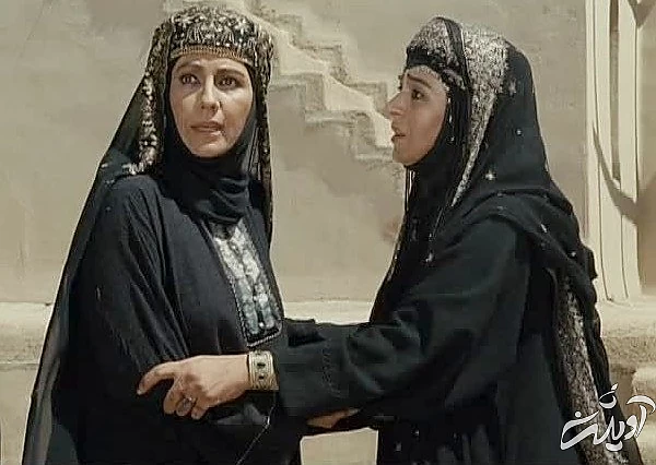 نسرین مقانلو و فریبا کوثری 